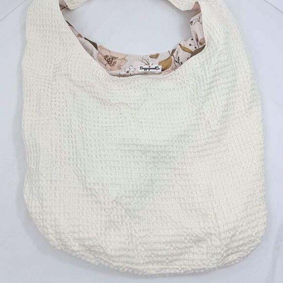 Baggagean and Co. Pink Floral Cream Waffle Knit Soft Reversible Fabric Hobo Bag - Picture 14 of 16